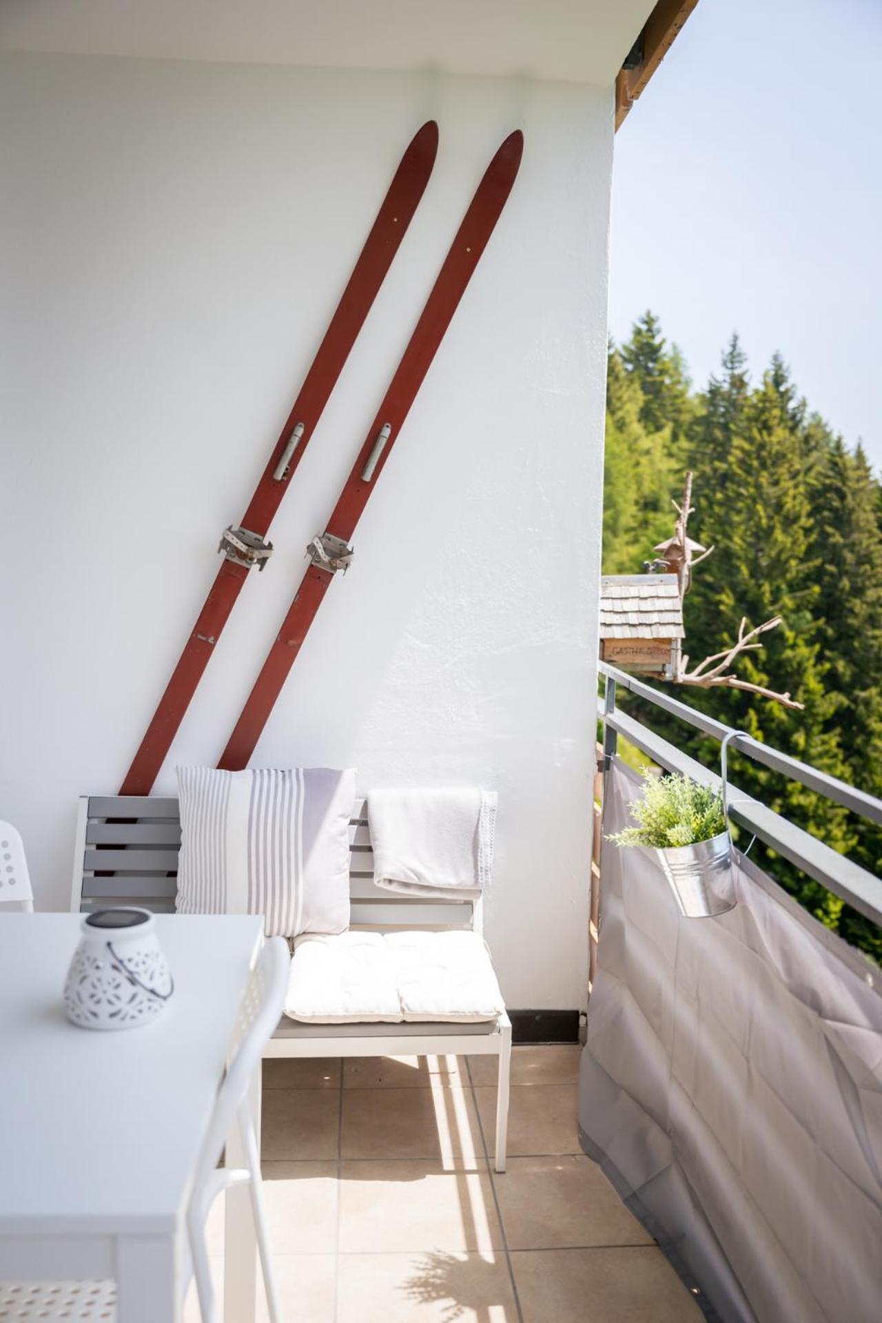 Mooki Mountain & Pool Gerlitzen Apartment Kanzelhohe المظهر الخارجي الصورة